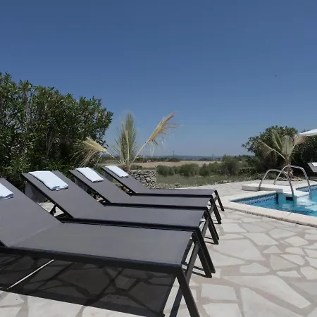 Domaine Oliveraie 8 * Aigne (Herault)