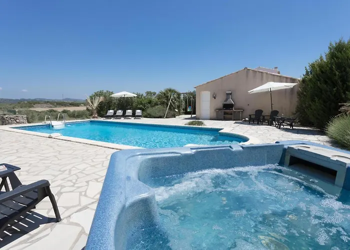 Domaine Oliveraie 8 * Aigne (Herault)