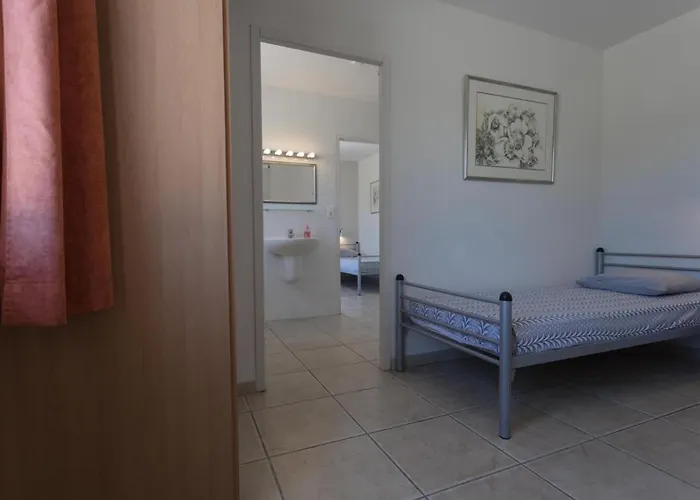 Villa Domaine Oliveraie 8 Aigne (Herault)